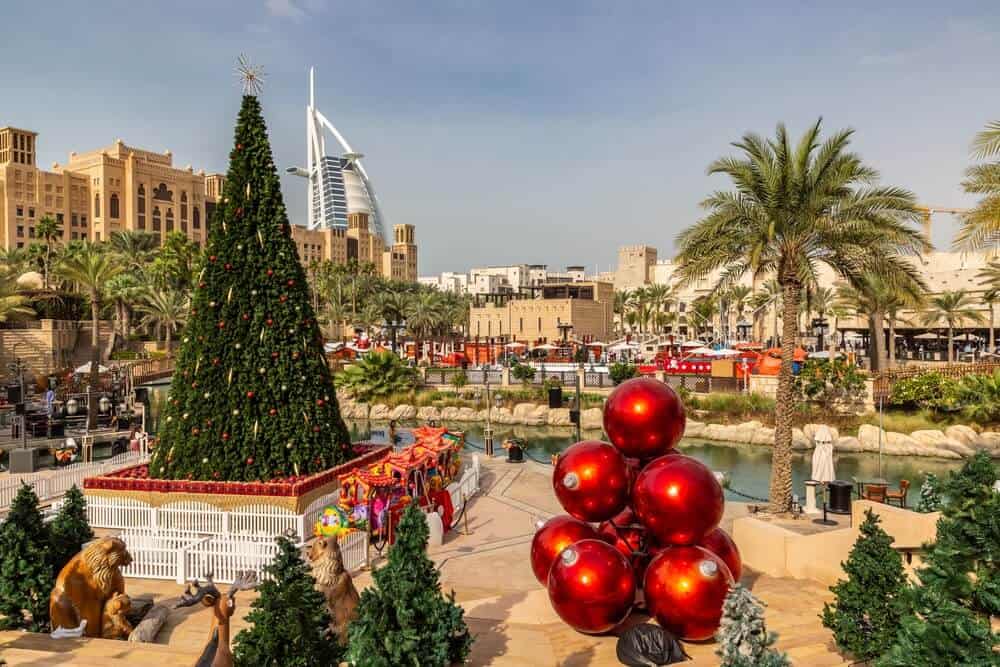 חג המולד בדובאי כריסמס בדובאי דצמבר Christmas in Dubai
